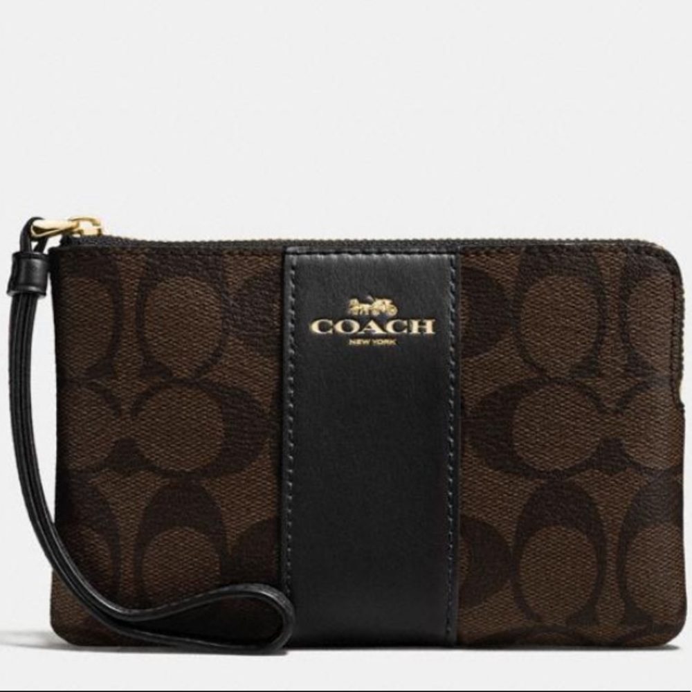Coach corner zip wristlet in signature canvas